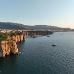 Апартаменты Magic Dream Sea View-private Beachfront Terrace