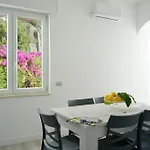 Magic Dream Sea View-private Beachfront Terrace Апартаменты *